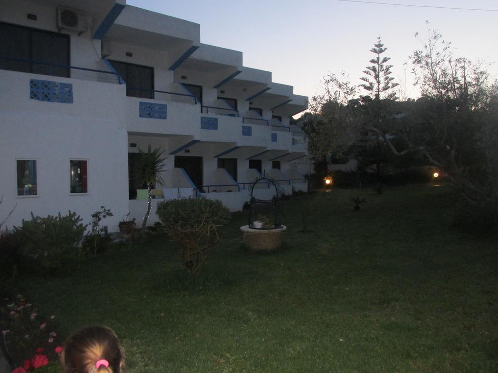 أفانتو Eleni'S Apartments الغرفة الصورة